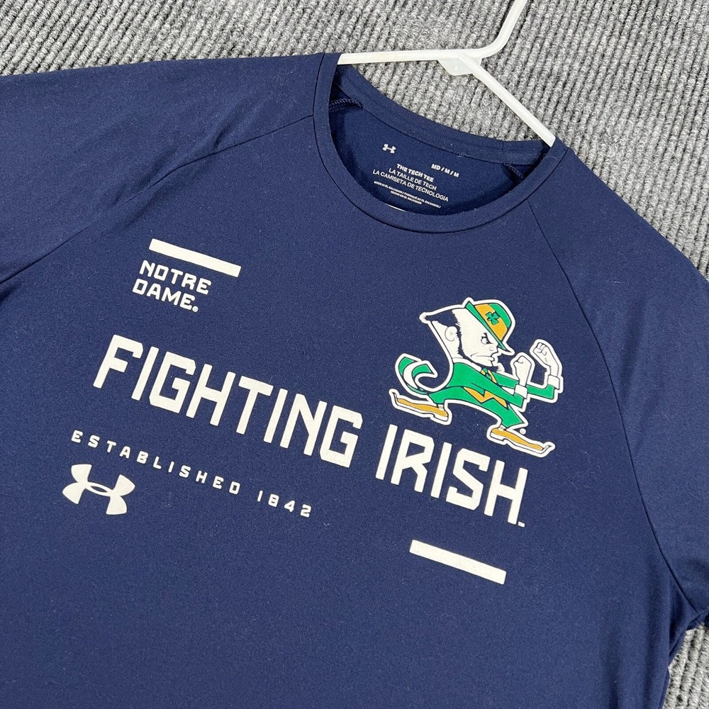 Notre Dame Fighting Irish Shirt Mens Medium Under Armour Short Sleeve NCAA